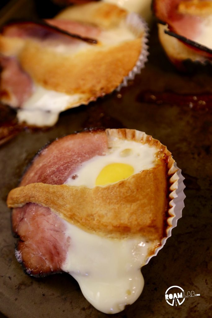 When you have some left over breakfast ingredients and crescent roll pastry, it's time to through it all together to make a Southwest Baked Egg Breakfast Pastry.