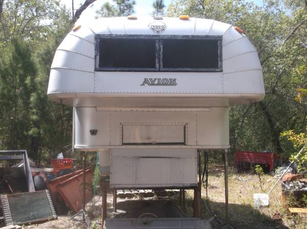 Craigslist photo of 1970 Avion C11 truck camper front